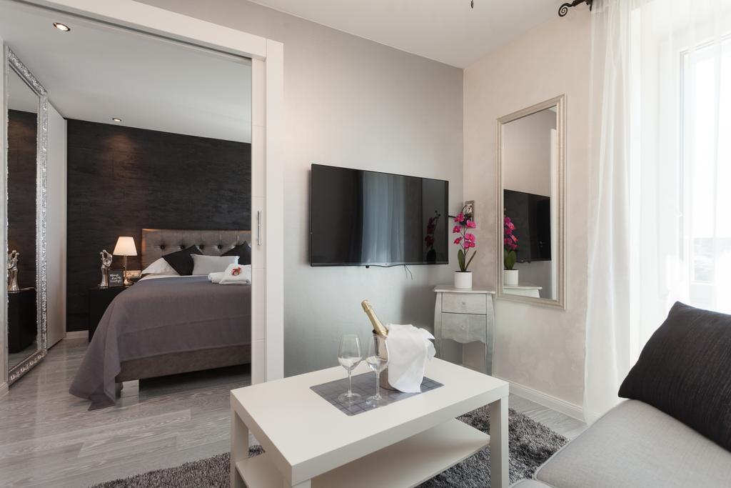 Royal Apartments Rovinj Kültér fotó