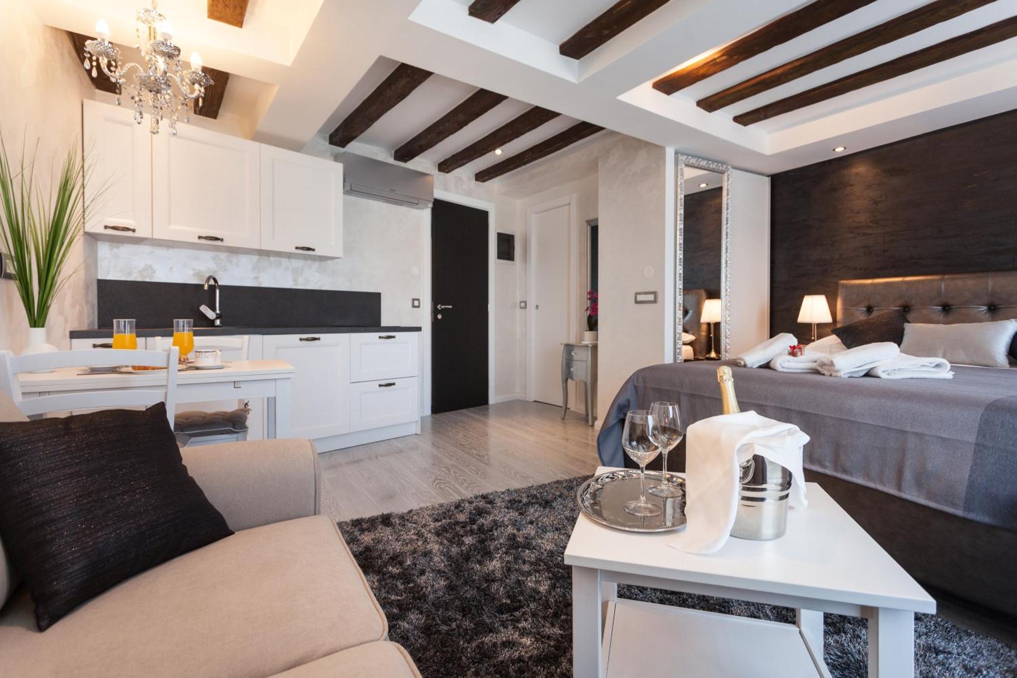 Royal Apartments Rovinj Kültér fotó