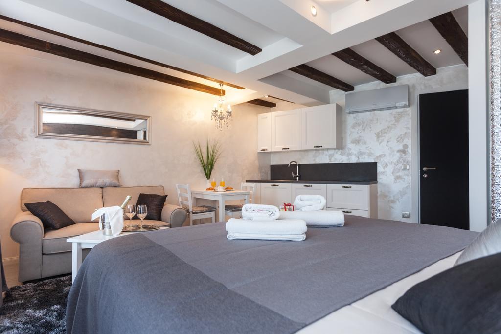 Royal Apartments Rovinj Kültér fotó
